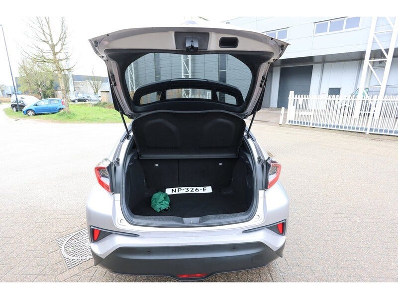 Toyota C-HR (12)