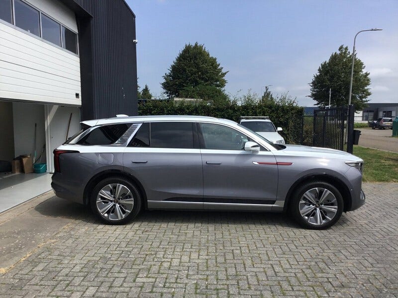 Hongqi E-HS9 (5)