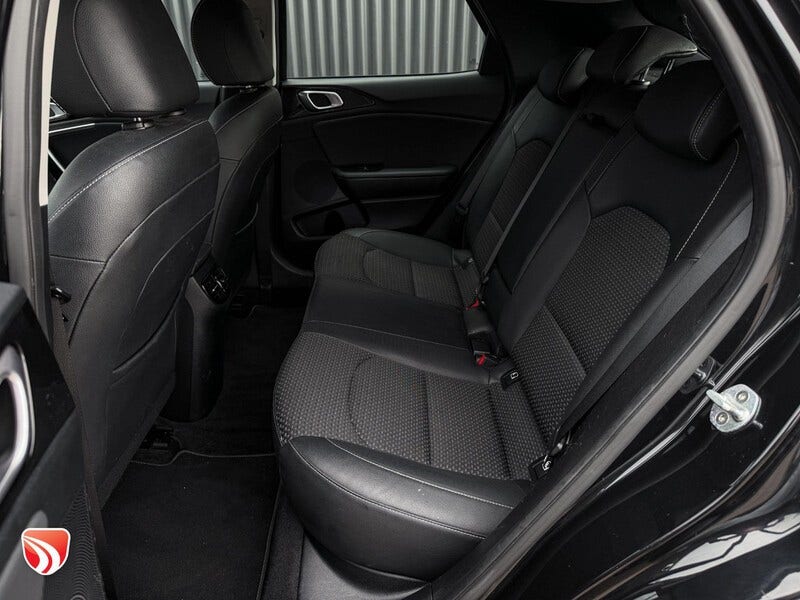 Kia XCeed (4)