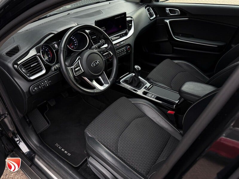 Kia XCeed (8)