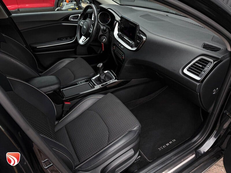 Kia XCeed (23)