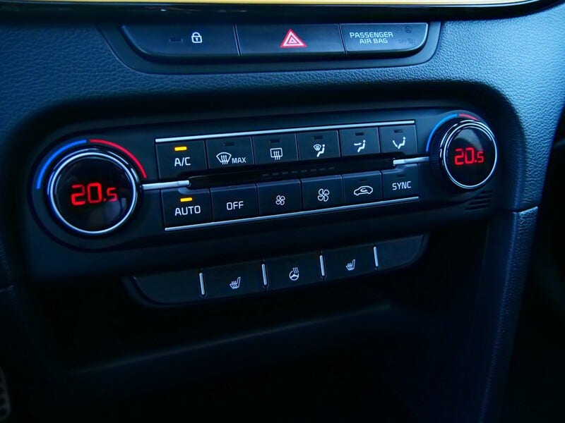 Kia XCeed (16)