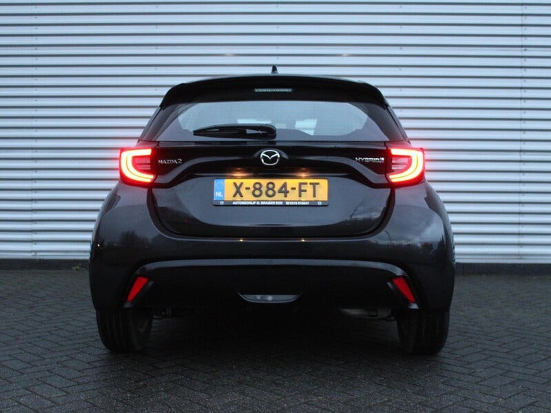 Mazda 2 Hybrid (5)