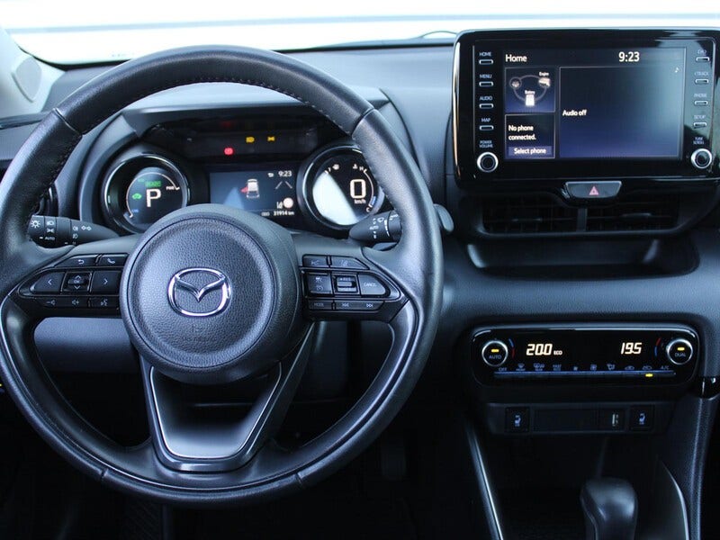 Mazda 2 Hybrid (9)