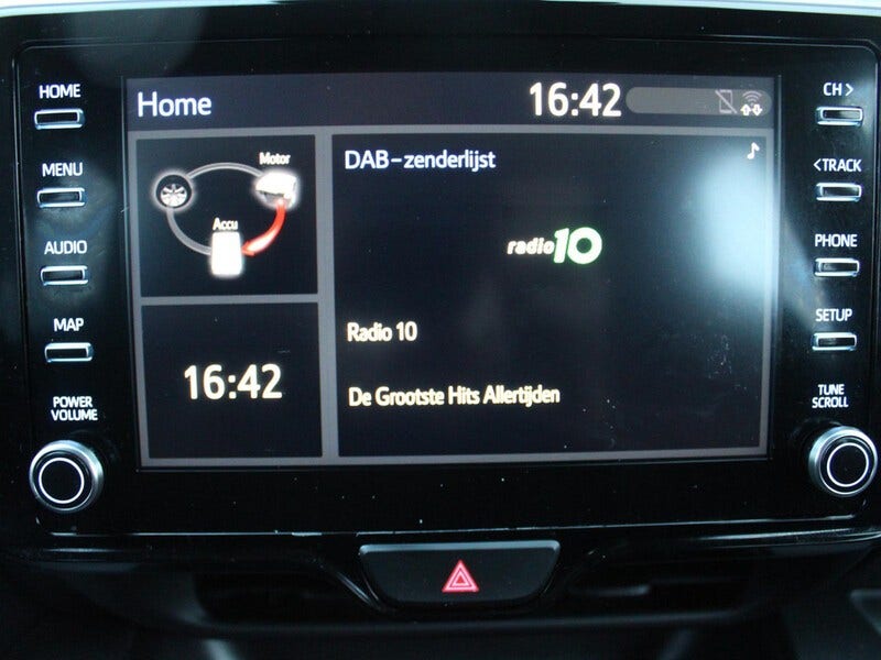Mazda 2 Hybrid (18)