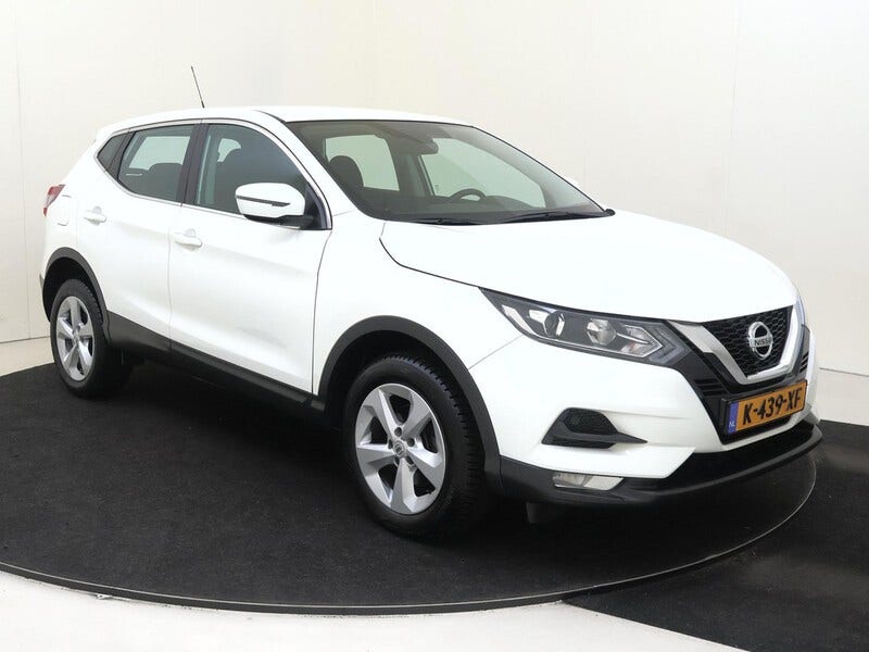 Nissan Qashqai (2)