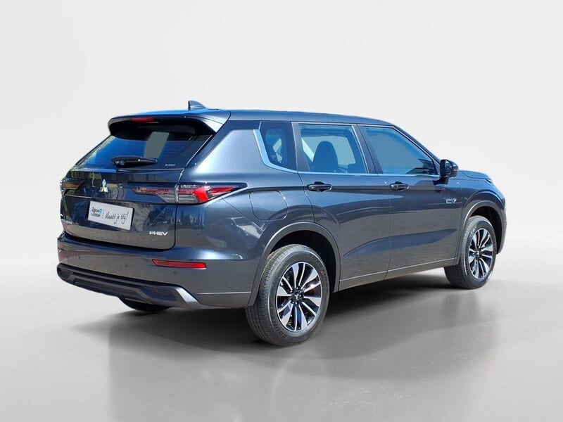 Mitsubishi Outlander (5)
