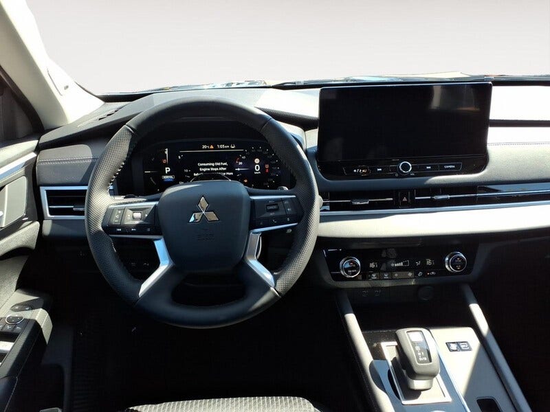 Mitsubishi Outlander (11)