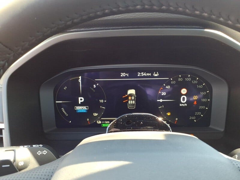 Mitsubishi Outlander (13)
