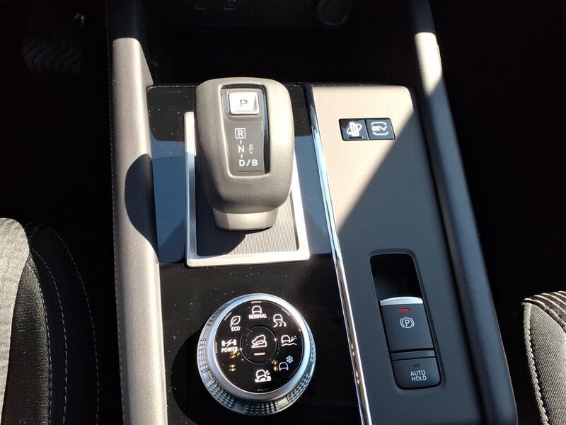 Mitsubishi Outlander (18)