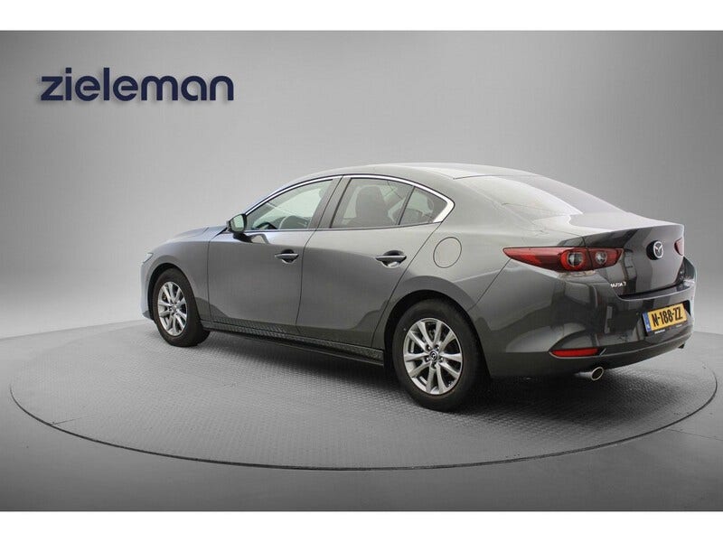 Mazda 3 (2)