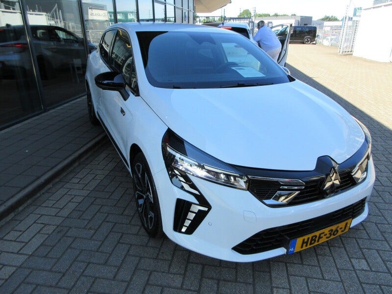 Mitsubishi Colt (10)
