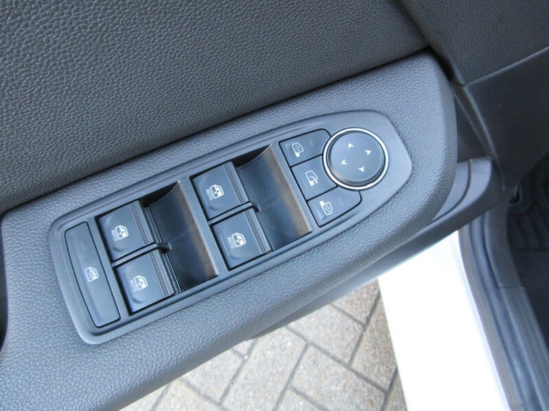 Mitsubishi Colt (19)