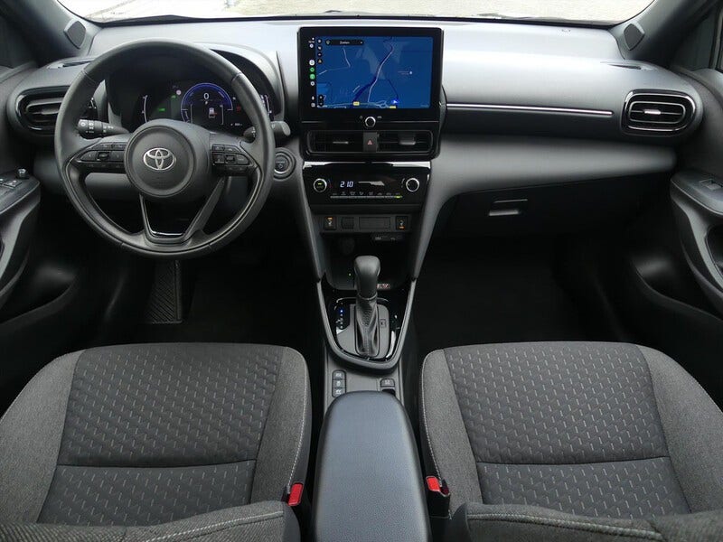 Toyota Yaris Cross (11)