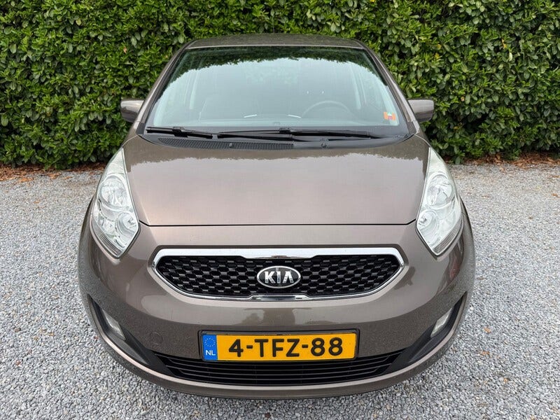 Kia Venga (5)