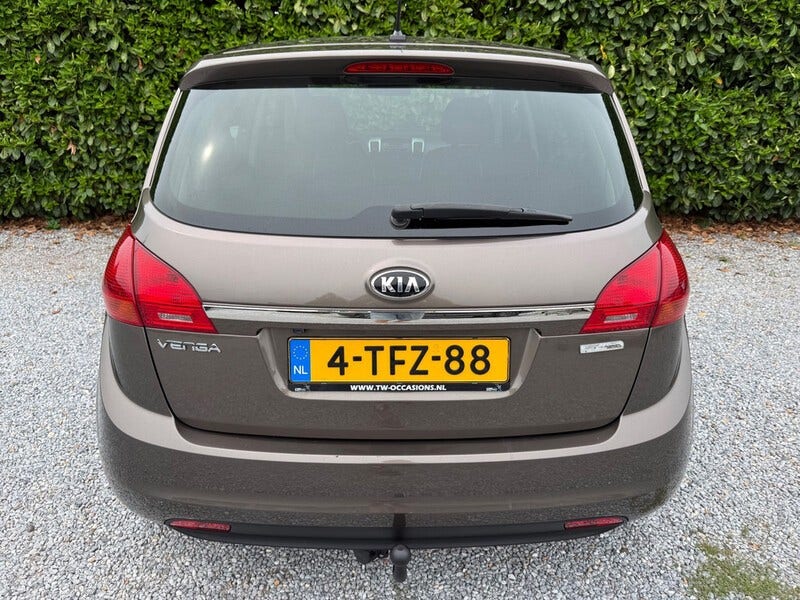 Kia Venga (7)