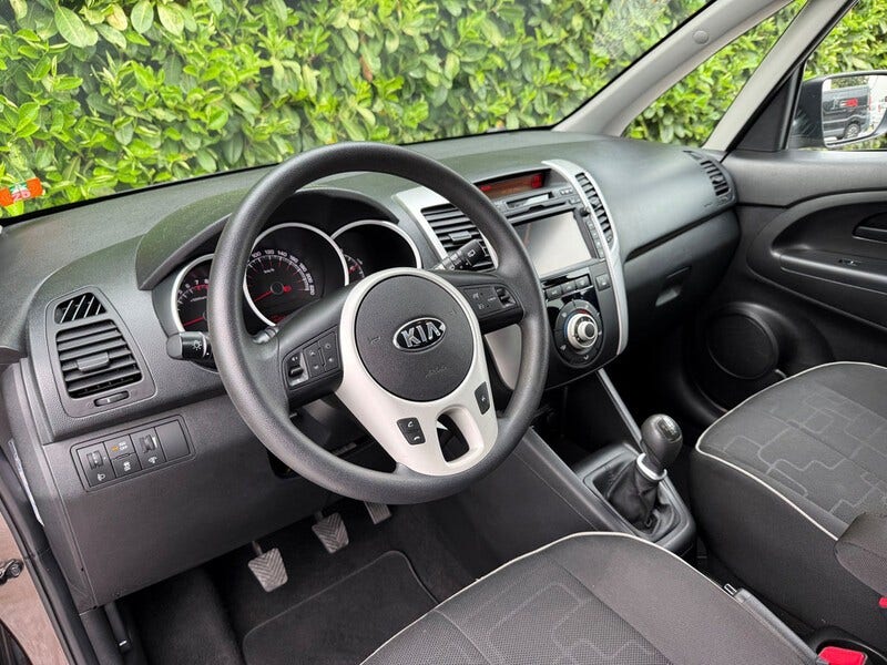Kia Venga (10)