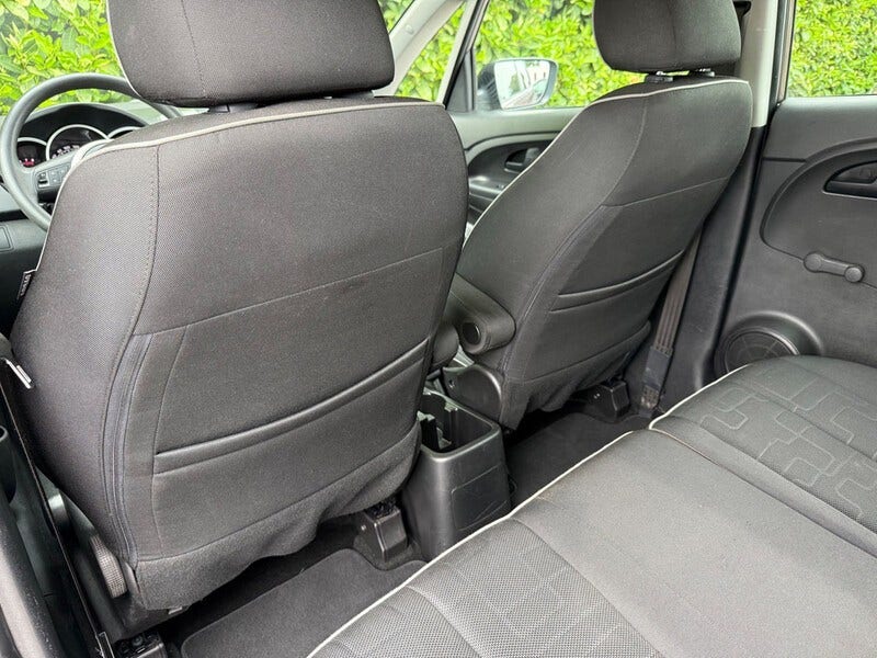 Kia Venga (12)