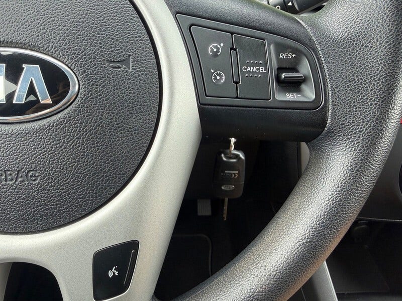 Kia Venga (24)