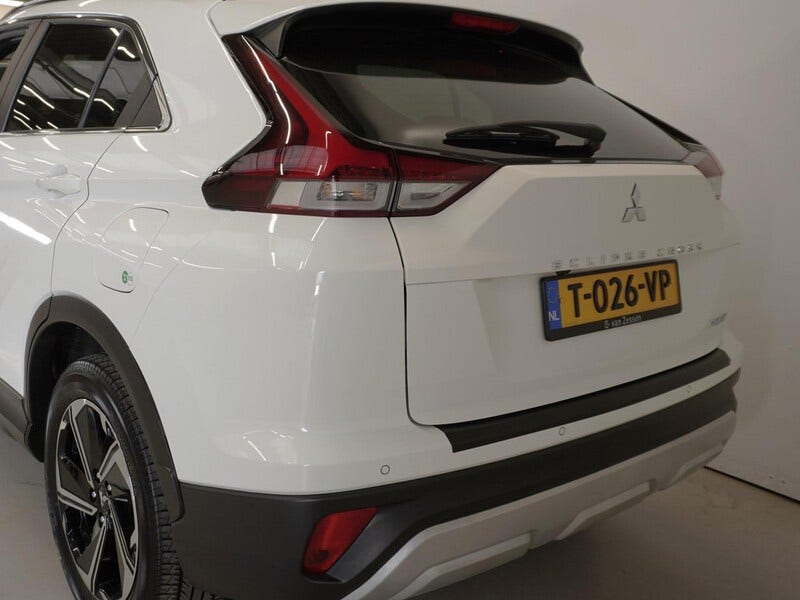 Mitsubishi Eclipse Cross (4)