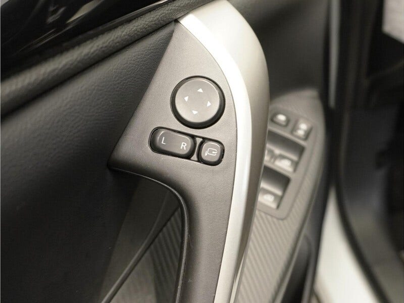 Mitsubishi Eclipse Cross (12)