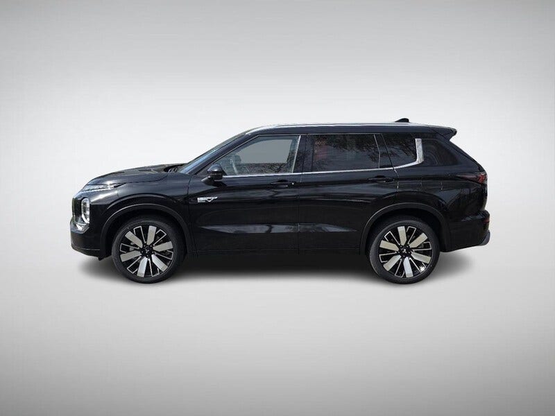 Mitsubishi Outlander (2)