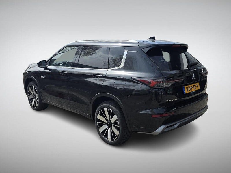 Mitsubishi Outlander (4)
