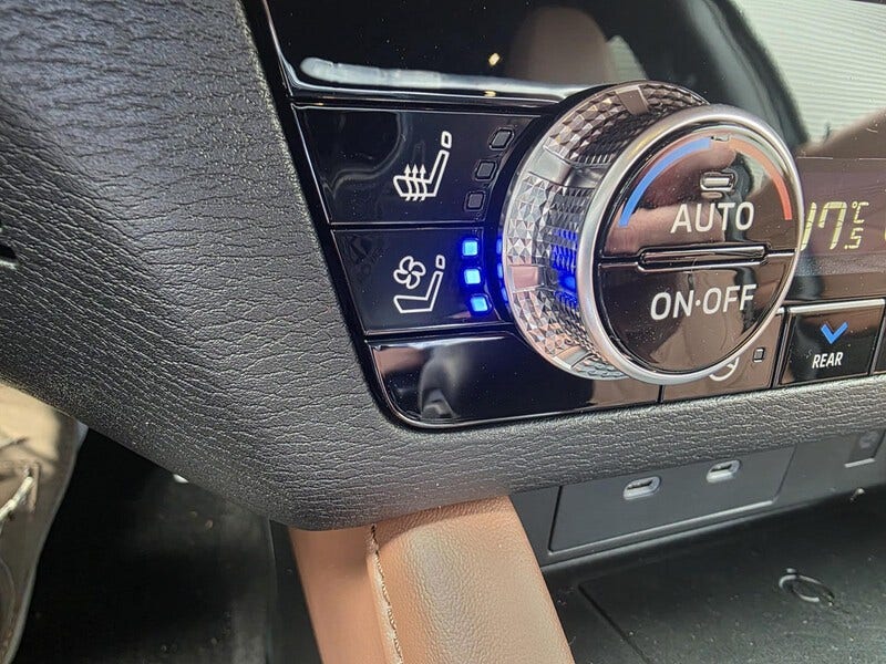 Mitsubishi Outlander (23)