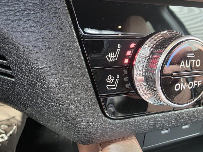 Mitsubishi Outlander (24)