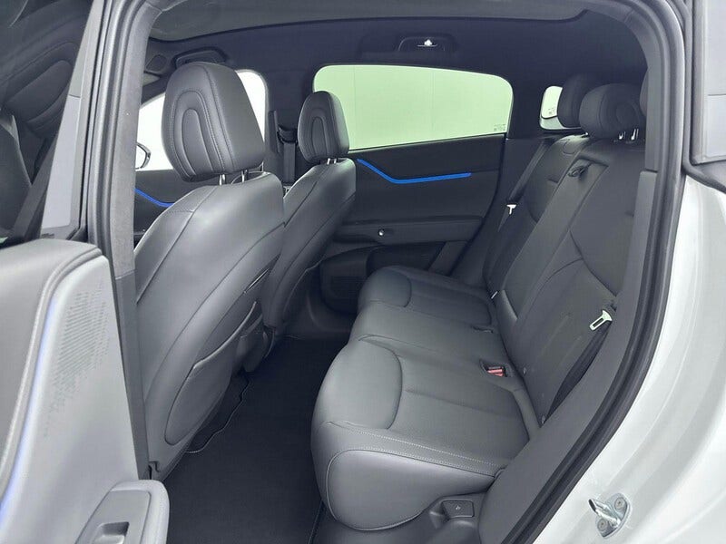 XPENG G6 (12)