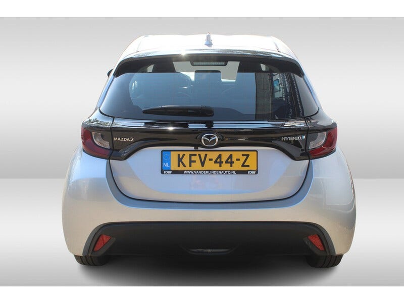 Mazda 2 Hybrid (5)