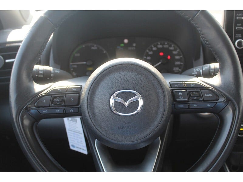 Mazda 2 Hybrid (11)