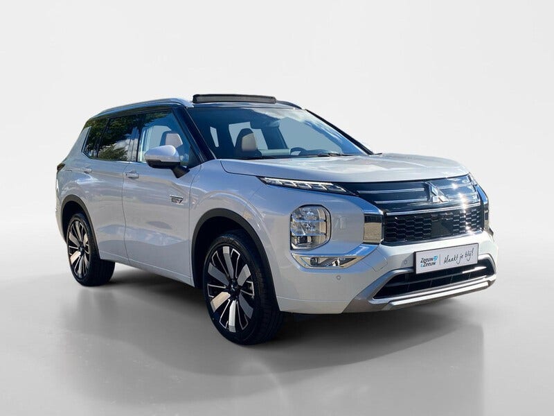 Mitsubishi Outlander (3)
