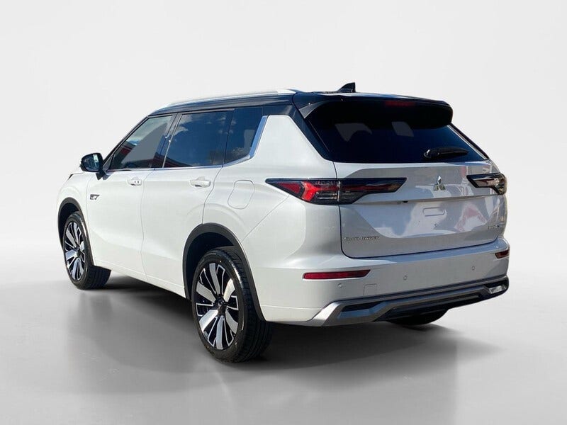 Mitsubishi Outlander (5)