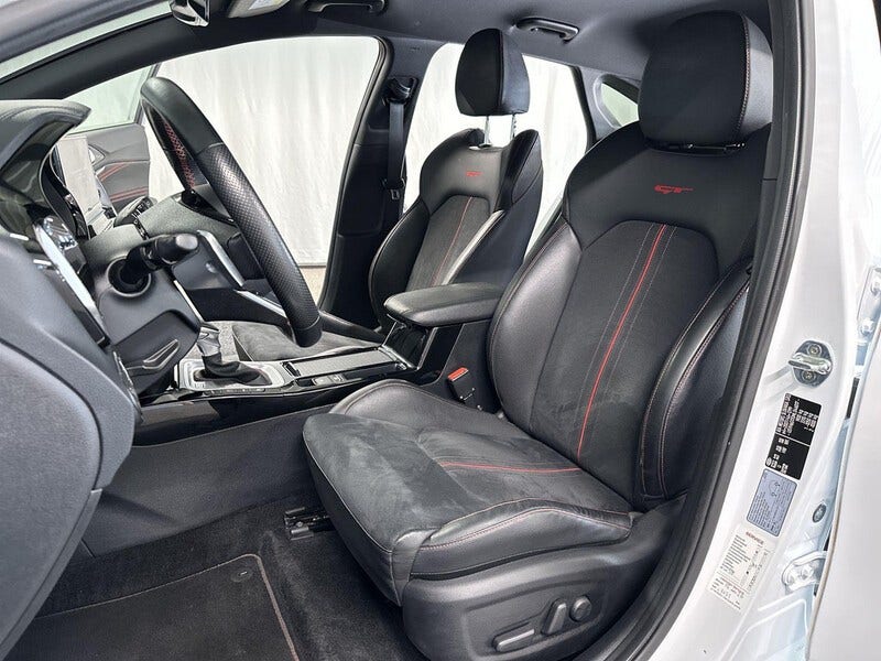 Kia ProCeed (3)