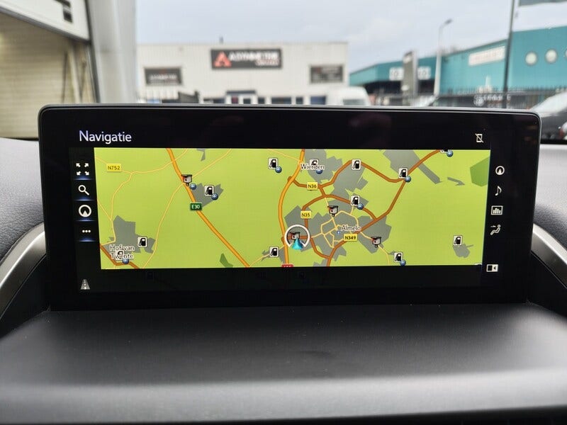 Lexus NX (19)