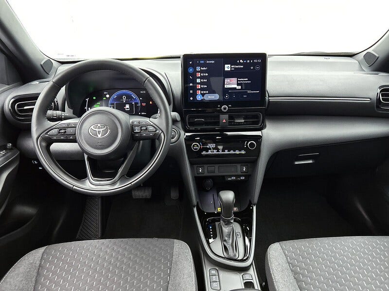 Toyota Yaris Cross (4)