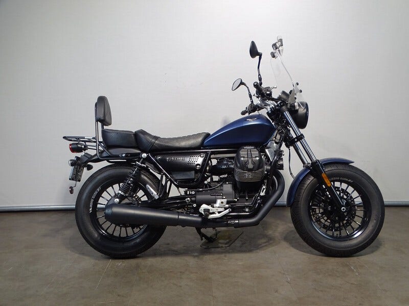 Moto Guzzi V9