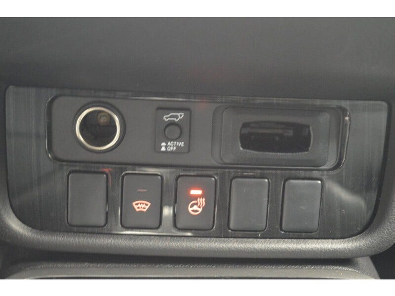 Mitsubishi Outlander (14)