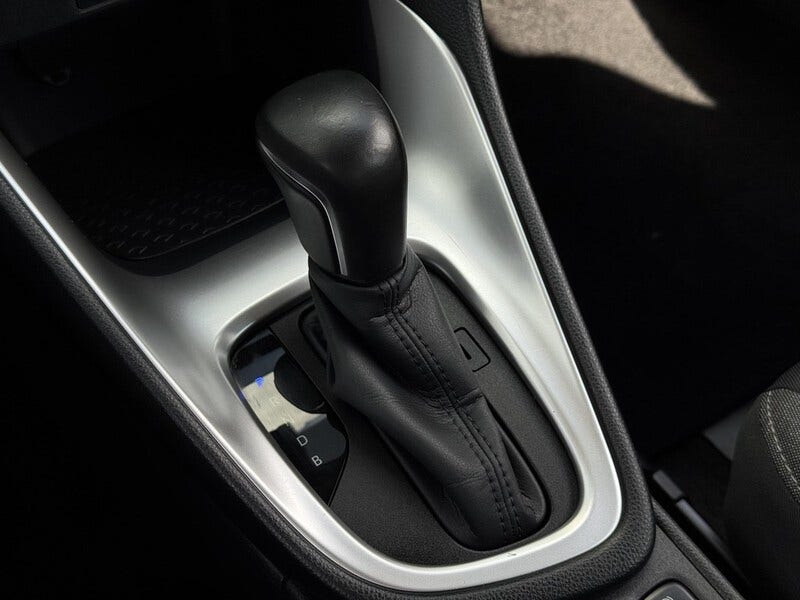 Toyota Yaris (16)