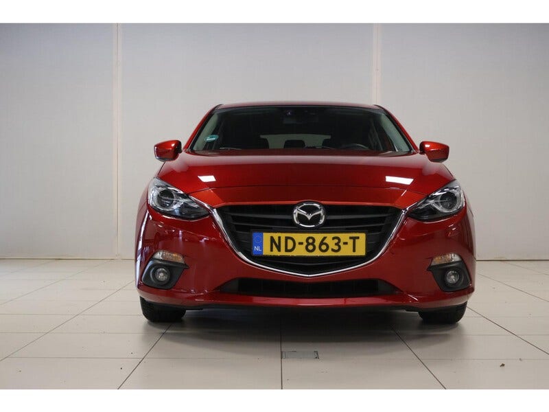 Mazda 3 (2)