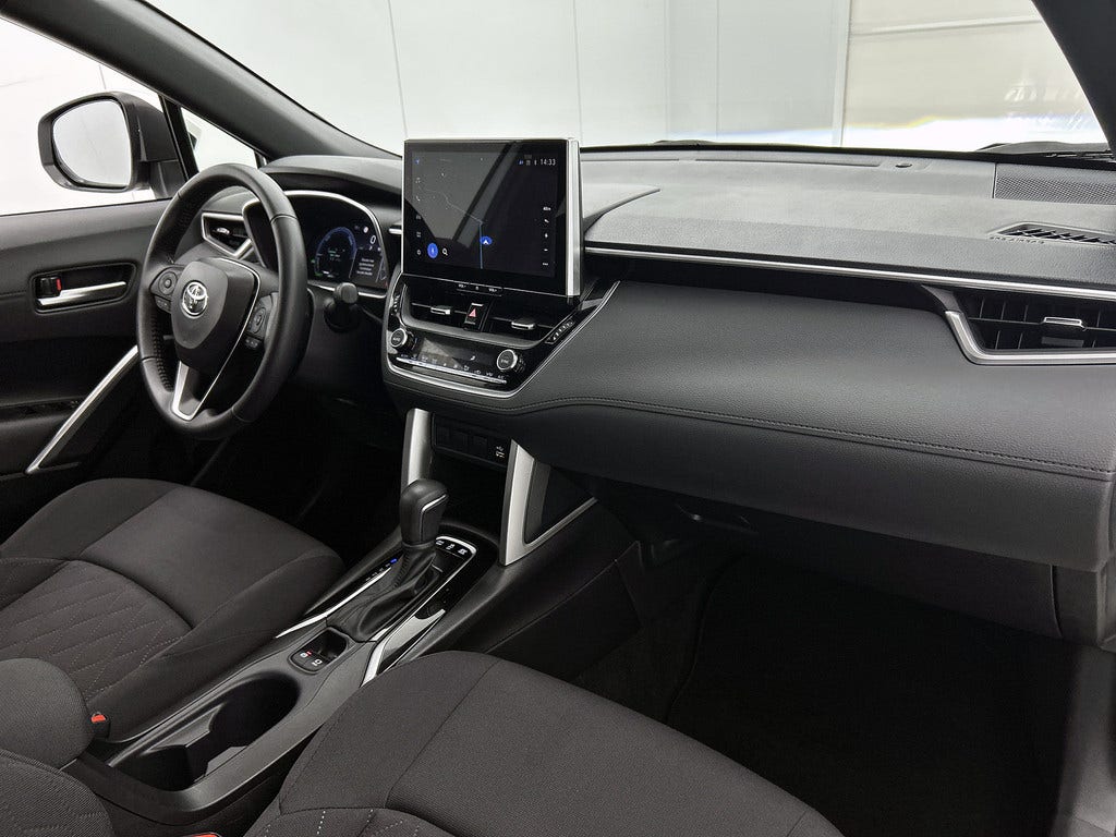 Toyota Corolla Cross (5)