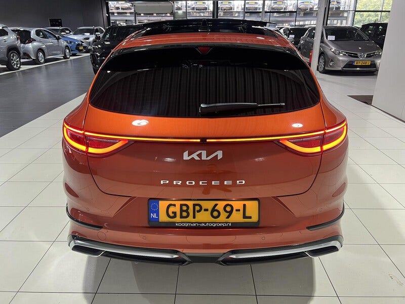 Kia ProCeed (6)