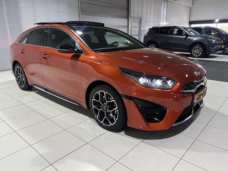 Kia ProCeed (8)