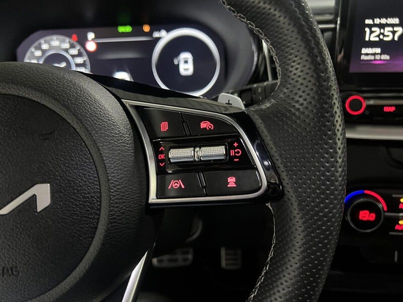 Kia ProCeed (12)