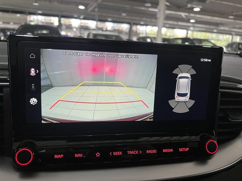 Kia ProCeed (17)