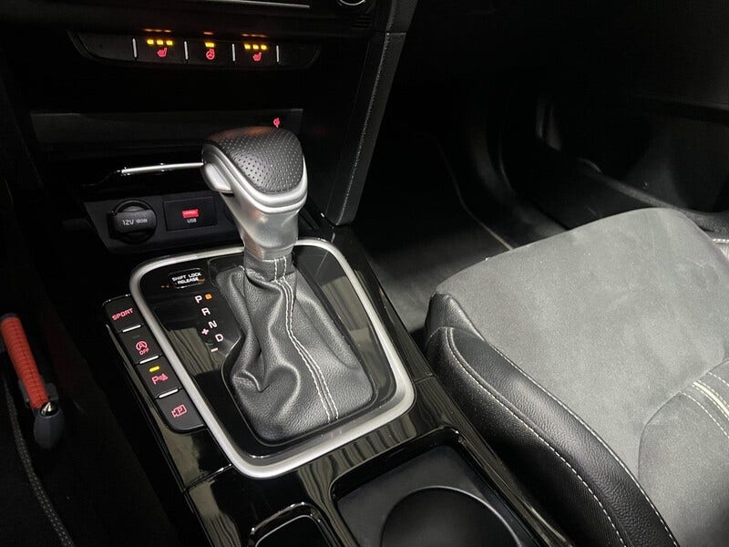 Kia ProCeed (21)