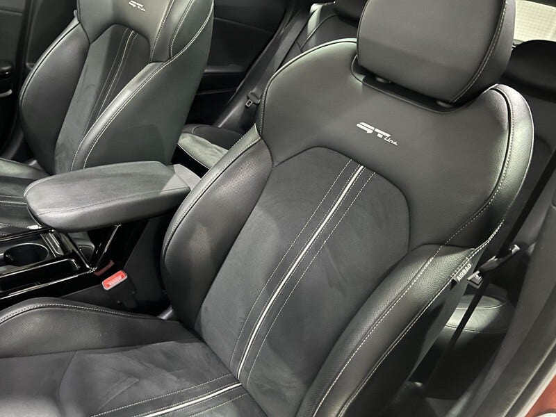 Kia ProCeed (23)