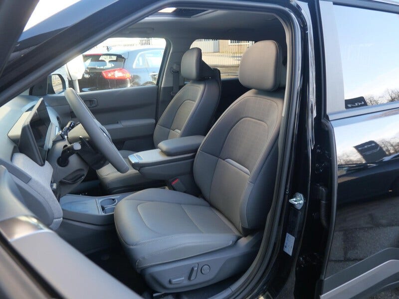 Kia EV3 (7)