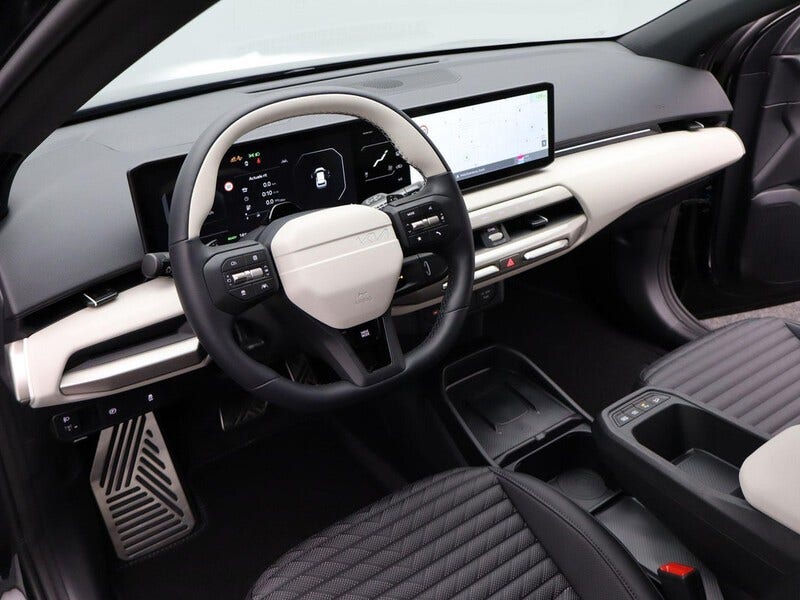 Kia EV4 (3)